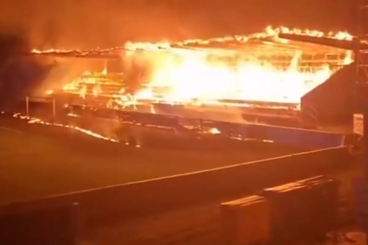 Küme Düştükten Sonra Şok! 15 Yaşındaki 3 Çocuk FC Haka Stadını Ateşe Verdi