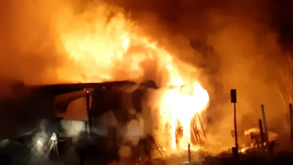 Kümesi alev alev yanan adamın dedikleri şaşırttı