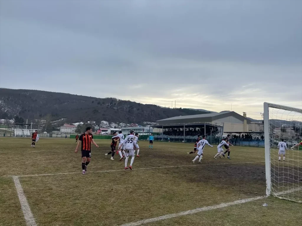 Ladik Belediyespor Bartınspor’u 2-0 Yendi