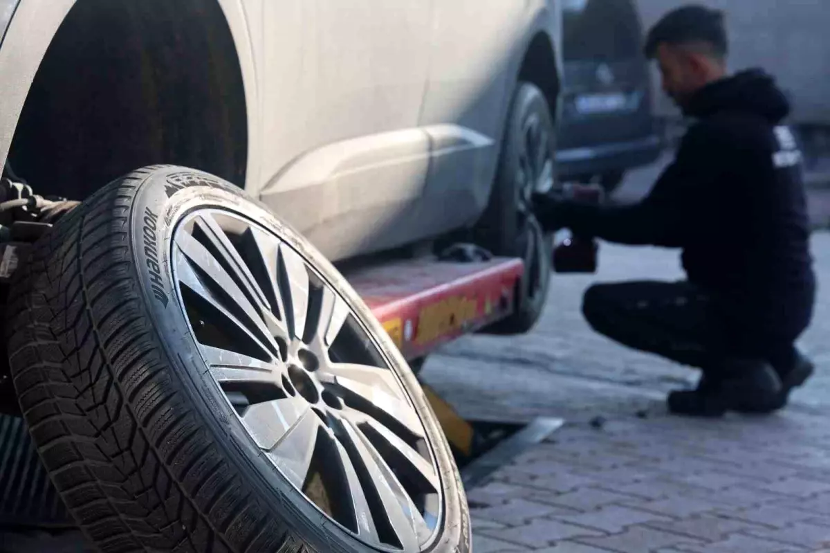 Kış Lastiği Zorunluluğu 15 Kasım’da Resmen Başladı