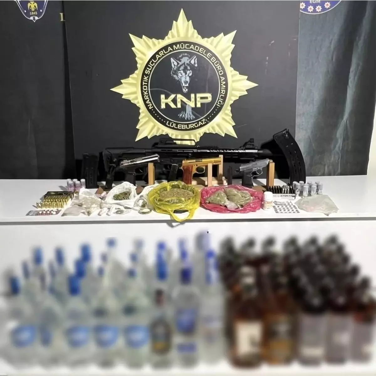 Lüleburgaz’da Uyuşturucu ve Silah Operasyonu: 20 Şüpheli Gözaltında