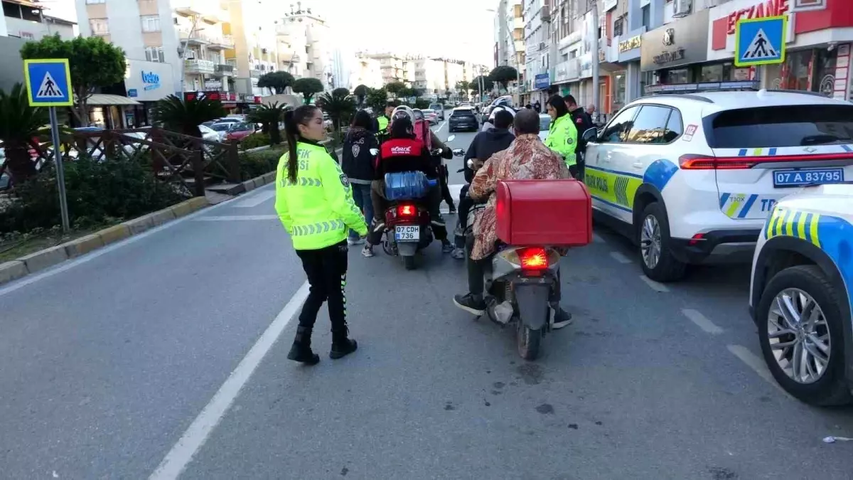 Manavgat’ta Motosiklet Denetimi: 294 Sürücüye 986 Bin TL Ceza