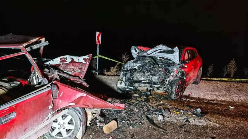 Manisa’da Trafik Kazası: 3 Ölü, 1 Yaralı