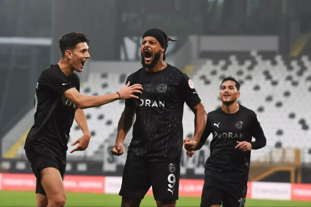 Manisa FK, Sakaryaspor Maçına Çıkıyor