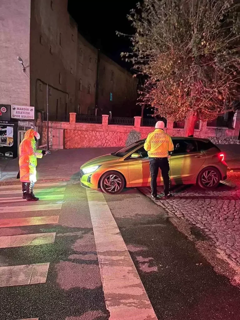 Mardin’de Ceza Yağdı: 66 Sürücüye Trafik ve Müzik Cezası