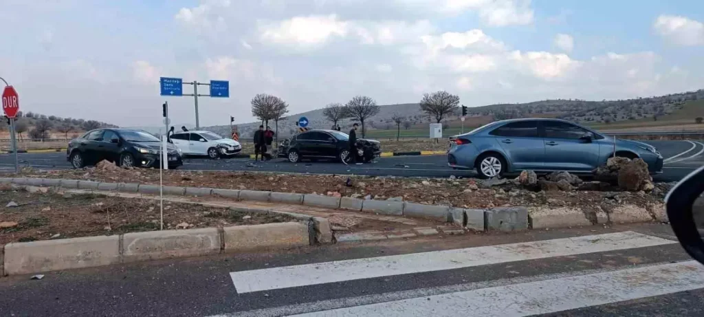 Mardin’de Zincirleme Kaza: Maddi Hasar Var ve Bölge Sakinleri Çözüm Talep Ediyor