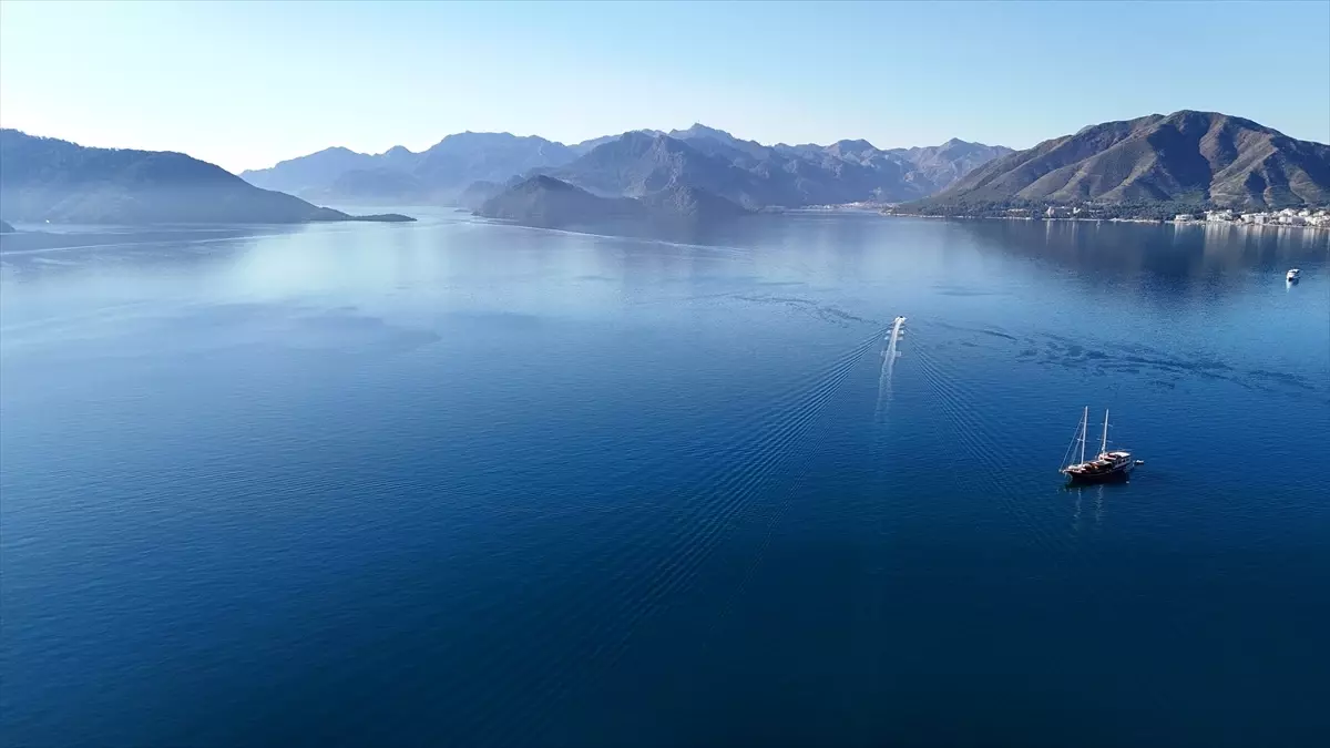 Marmaris’te Yelken Heyecanı: Bozkır’ın Yelkencileri 25. Yılını Kutluyor