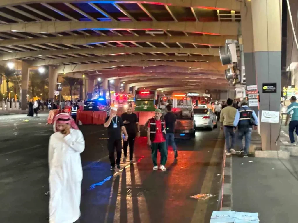 Mekke’de Otobüs Kazası: 1 Ölü, 2 Yaralı