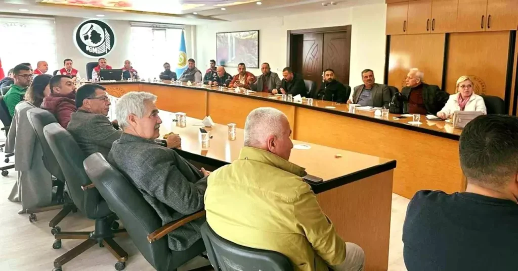 Mut’ta Zeytin ve Zeytinyağı Etiketleme Toplantısı: Üreticiler Bilgilendirildi