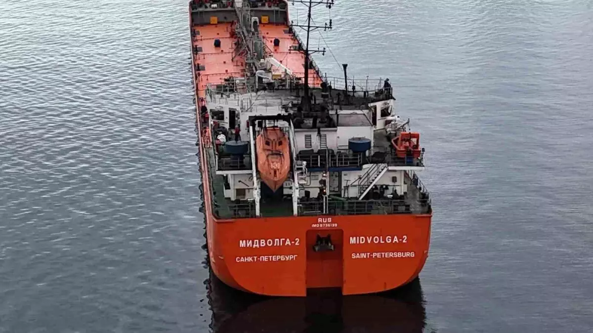 MIDVOLGA-2 Gemisi Sinop Açıklarında: Saldırı Sonrası Türkiye Sahiline Güvenli Eskort