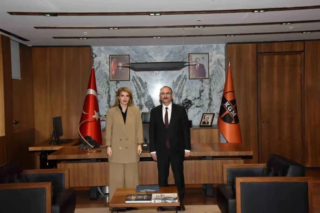 Malatya’nın Karayolu Projeleri Detaylı Değerlendirildi: 2026’ya Kalan Yolculuk