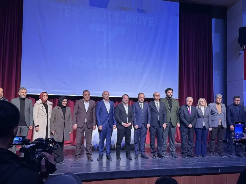 Milli Dayanışma, Kardeşlik ve Demokrasi Komisyonu Üyesi Babacan, Malatya’da “Terörsüz Türkiye” Konferansında Önemli Açıklamalarda Bulundu