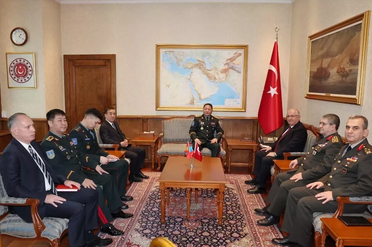 Moğolistan Genelkurmay Başkanı Türkiye’ye Misafir! Savunma İşbirliği Görüşmelerinde Kritik Açıklamalar
