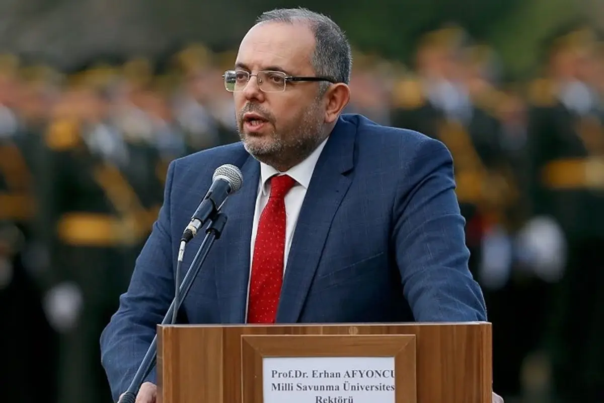 Milli Savunma Üniversitesi Rektörü Erhan Afyoncu’dan Fenerbahçe’ye Transfer Önerisi: 2 İsim Verdi