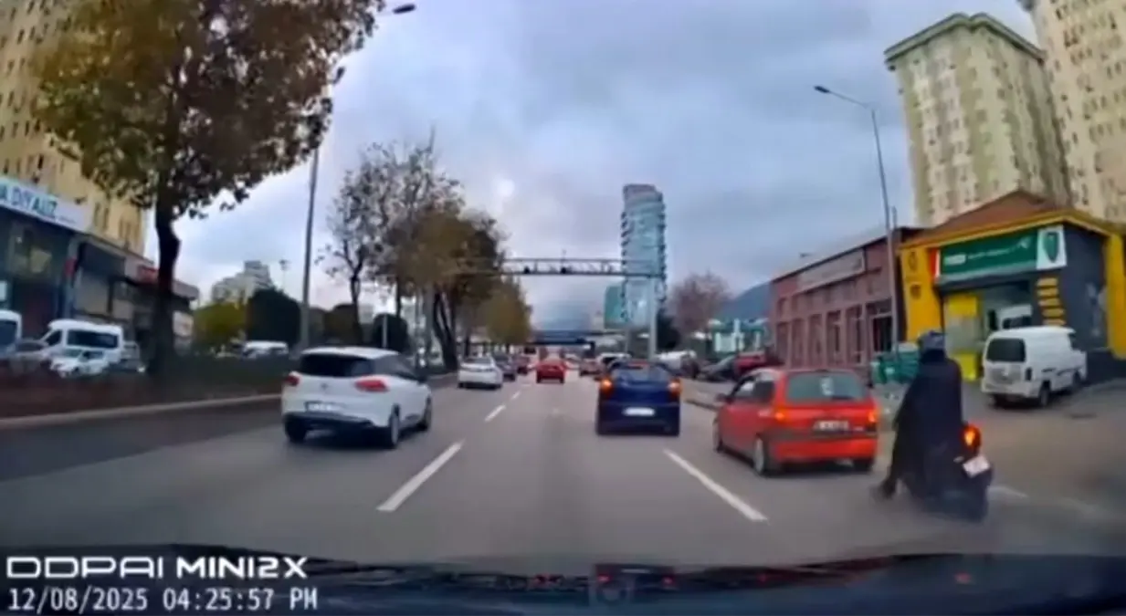 Bursa’da Motosiklet Kazası: Ani Manevra Kontrolü Kaybettirdi