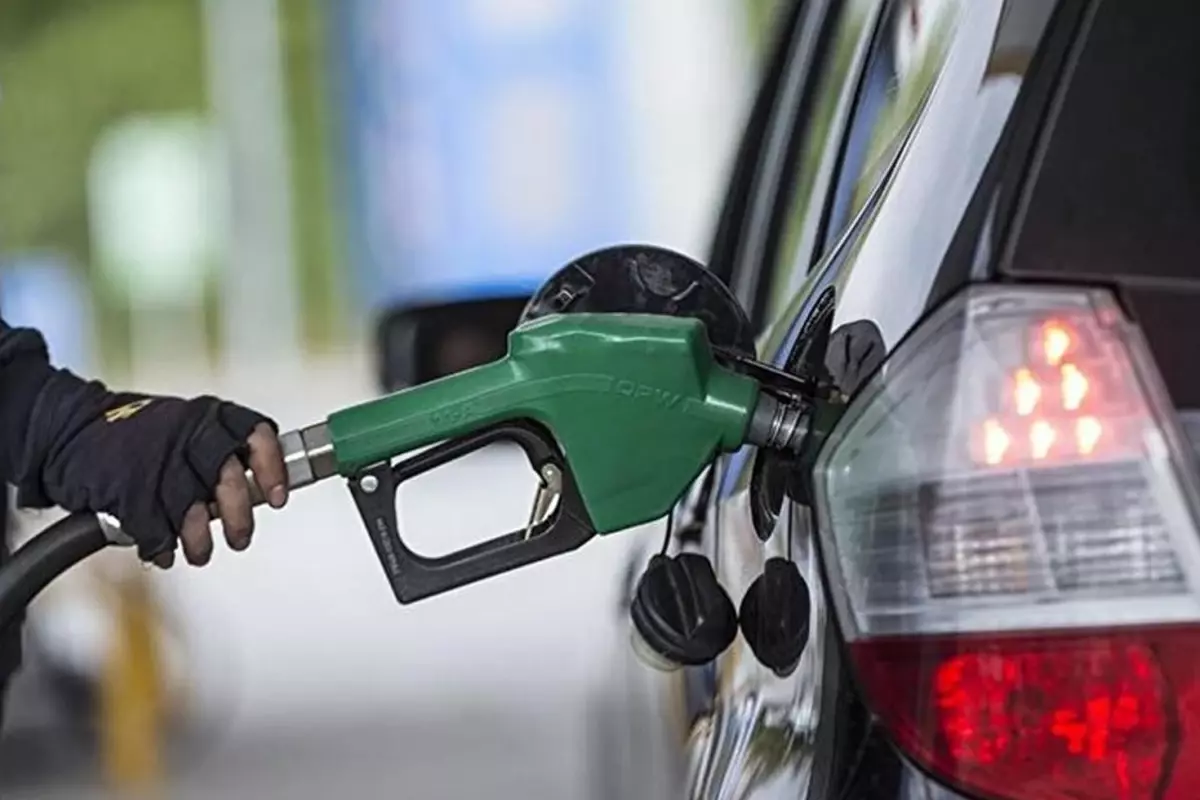 Akaryakıta 2 TL’lik İndirim Geliyor! Yeni Motorin ve Benzin Fiyatları Açıklandı