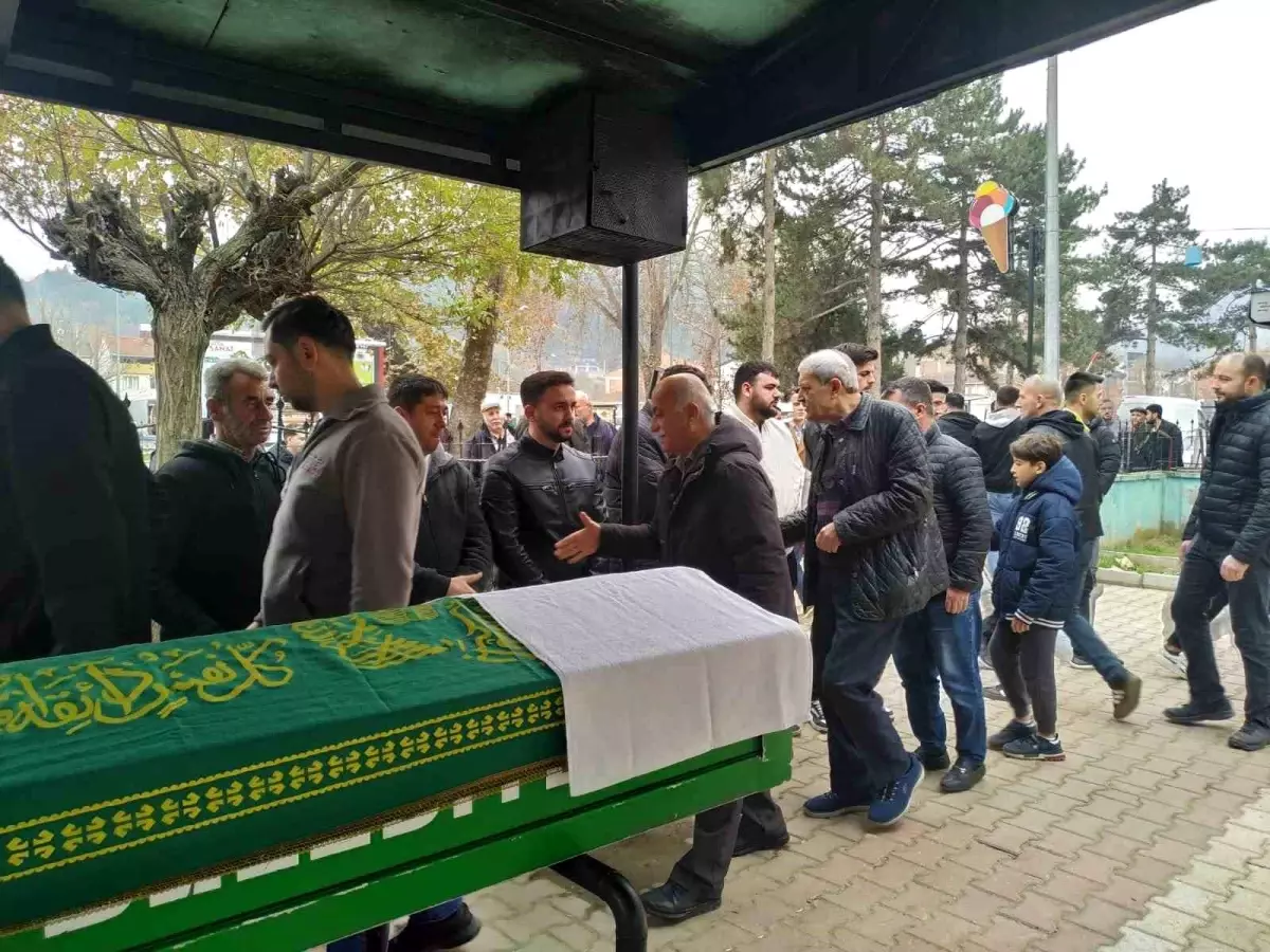 İnegöl’de Şok Kaza: 21 Yaşındaki Öğrenci Hayatını Kaybetti