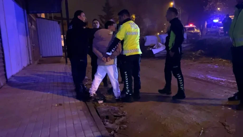 Alkollü Sürücüye Ceza, Yolcusu Polise Saldırdı