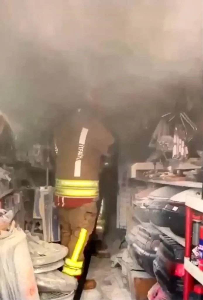 Kahramanmaraş’ta Motosiklet Tamirhanesinde Çıkan Yangın Söndürüldü