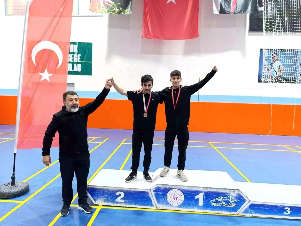 Mudanya Anadolu İmam Hatip Şampiyon!