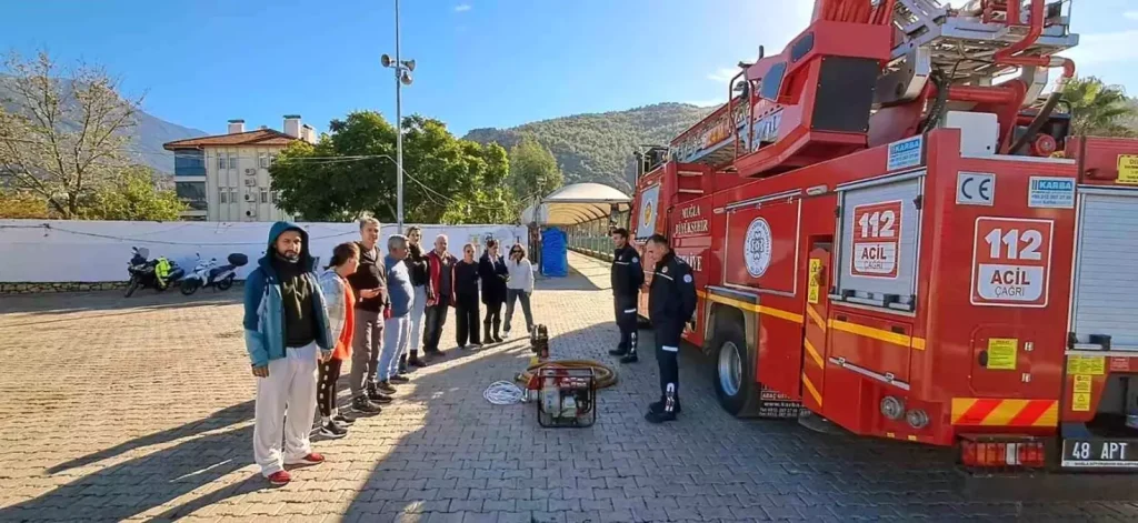 Muğla Büyükşehir Belediyesi Gönüllü İtfaiyeci Eğitimleriyle Afet Direncini Artırıyor