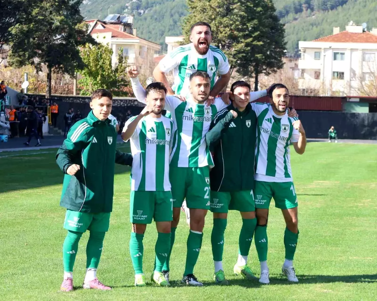 Muğlaspor, Batman Petrolspor’u 2-0’lık Zaferle Yendi