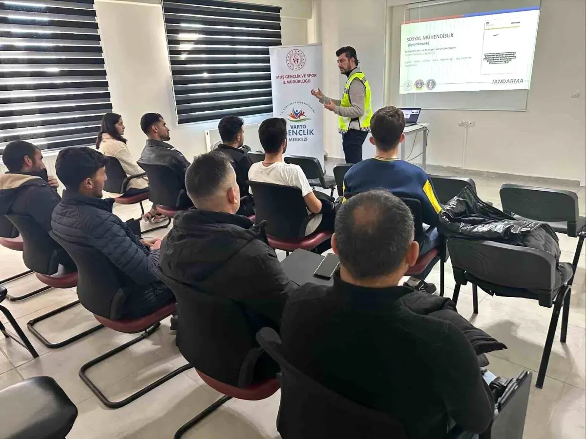 Varto’da Jandarma’dan Siber Dolandırıcılık Eğitimini Kaçırmayın!