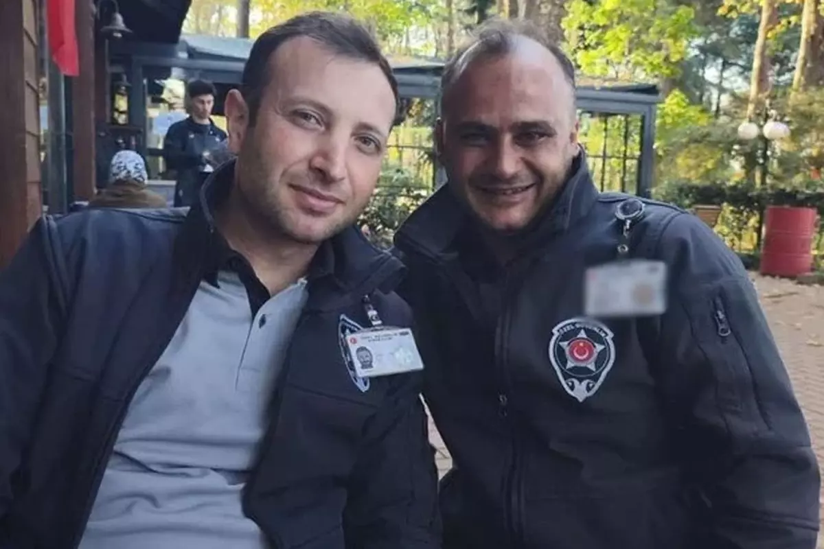 Nereden Nereye! Bir Zamanlar Güvenlikti Şimdi 100 Bin Liralık Prada Ceketiyle Derbi Tartışmasının Odak Noktası