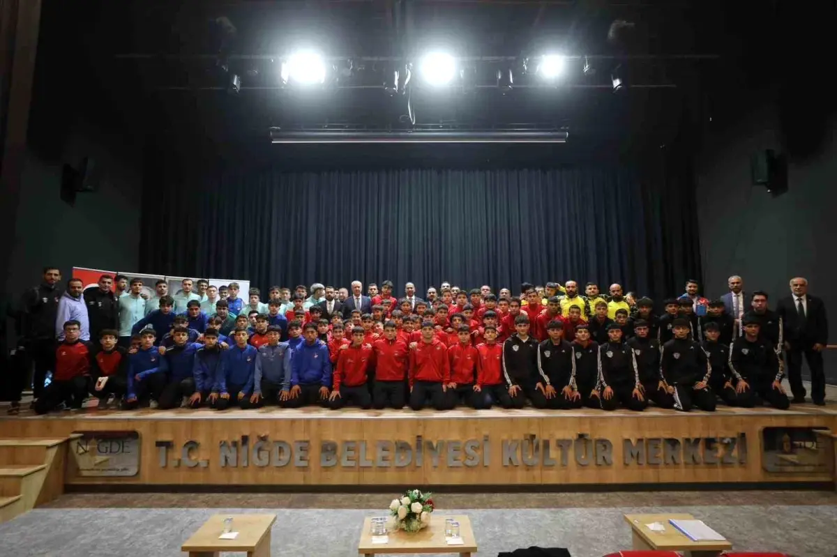 Niğde Belediyesi Amatör Kulüplere 1 Milyon TL Destek Verdi