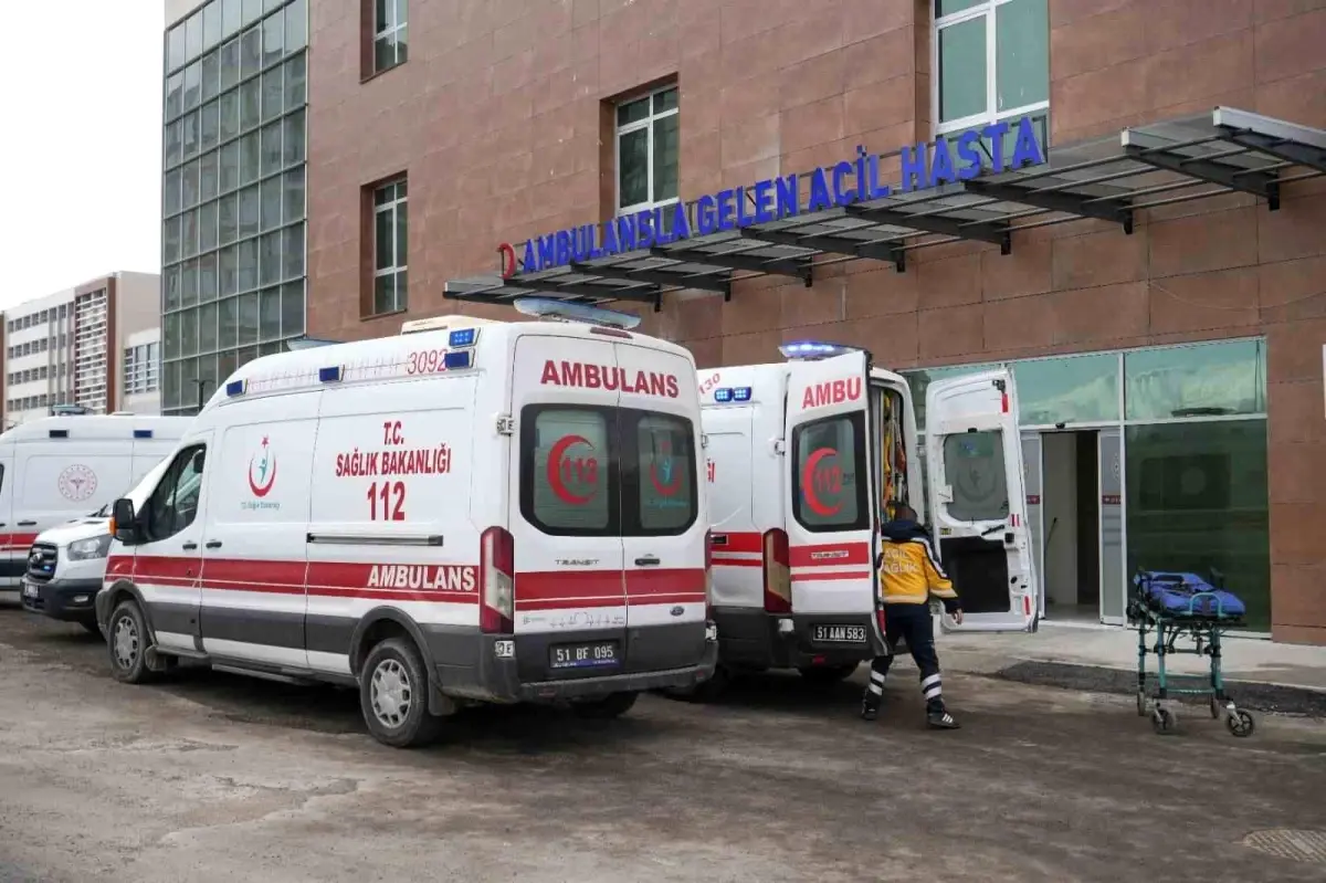 Niğde’de Tavuk Döner Zehirlenmesi