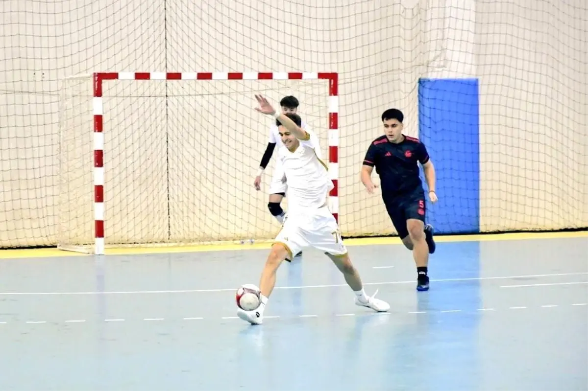 Eskişehir’de Futsal Müsabakaları Başladı