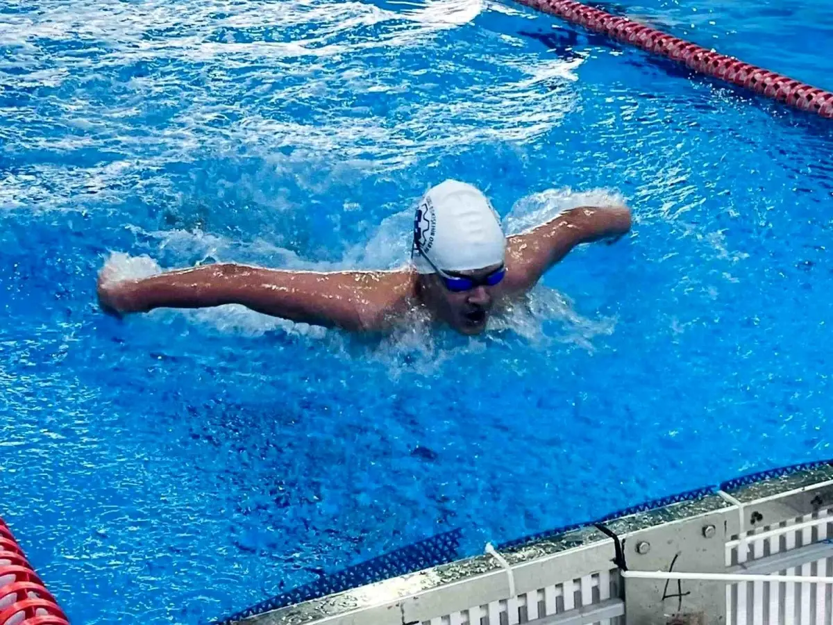 Eskişehir’de Gençler İl Birinciliği Yüzme Müsabakaları Heyecanını Sürdürüyor