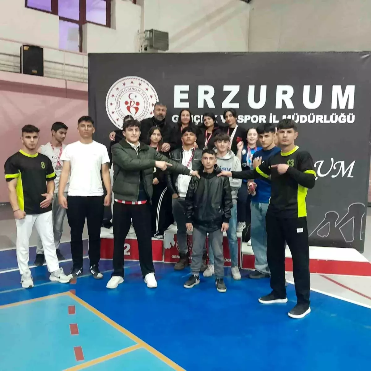 Oltu Lisesi Bilek Güreşiyle Zirveye Çıktı