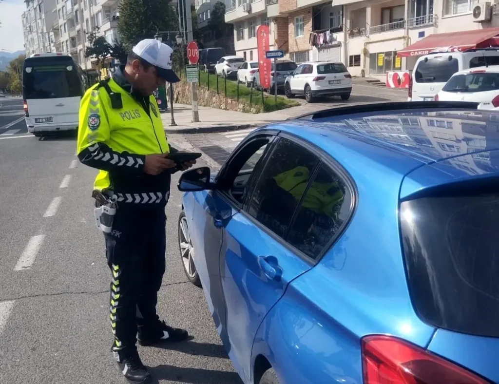 Ordu’da Trafik Denetimleri: 3 Bin Sürücüye Ceza