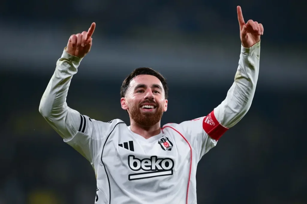 Orkun Kökçü’den dikkat çeken sözler: Hakemler psikolojimizi bozuyor