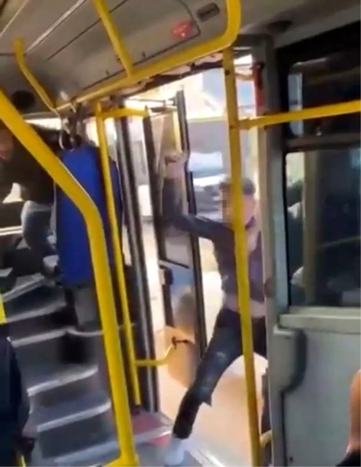 Otobüste Tartışma Kanlı Bitti