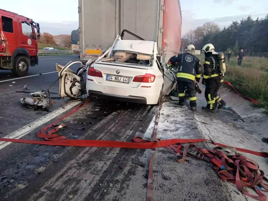 Kuzey Marmara Otoyolu’nda Feci Kaza