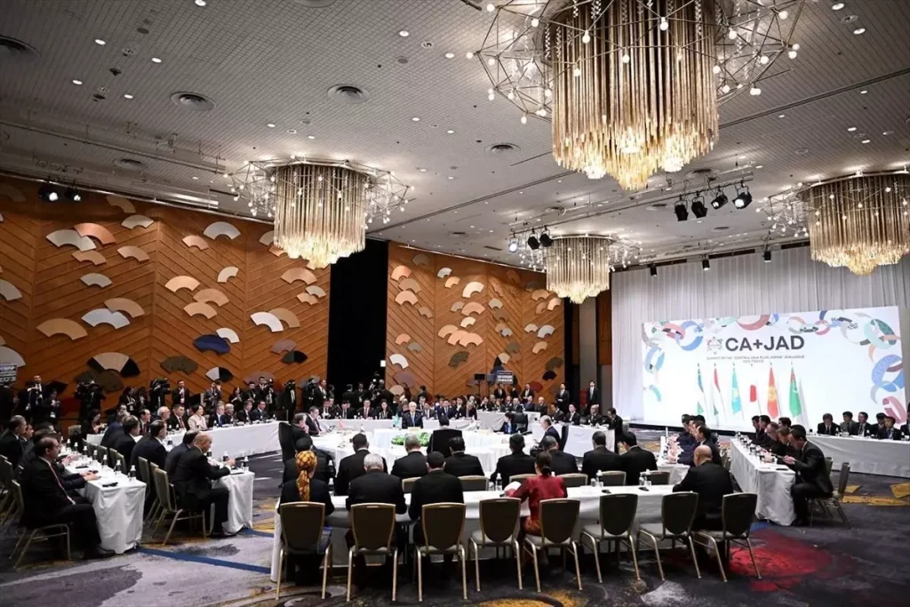 Orta Asya-Japonya Zirvesi’nde İşbirliği Vurgusu
