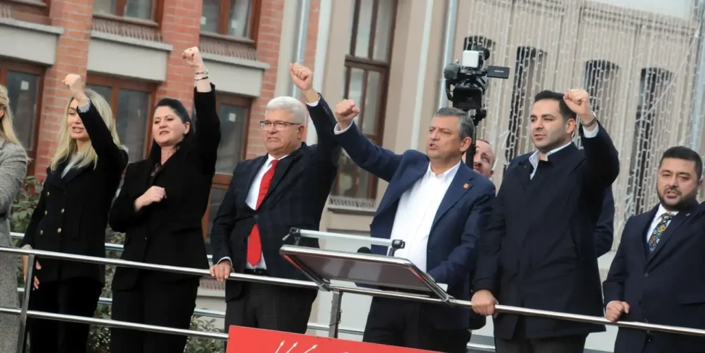 Özgür Özel: Haksızlıkları Dünya Sahnesine Taşıyacağım