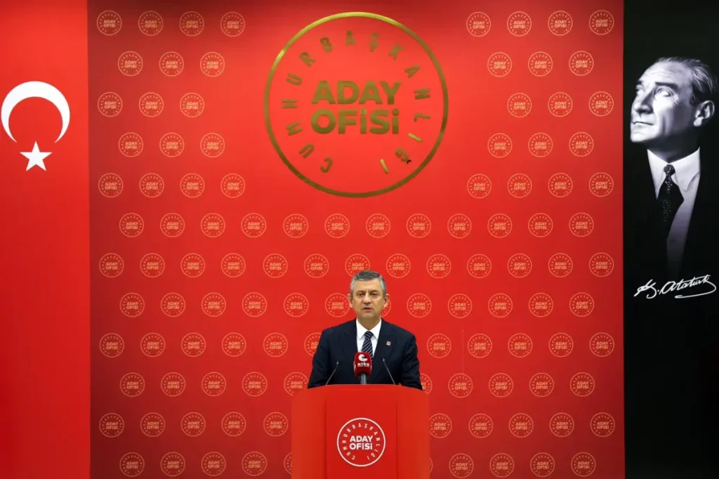 Özgür Özel: CHP İktidara Hazır!