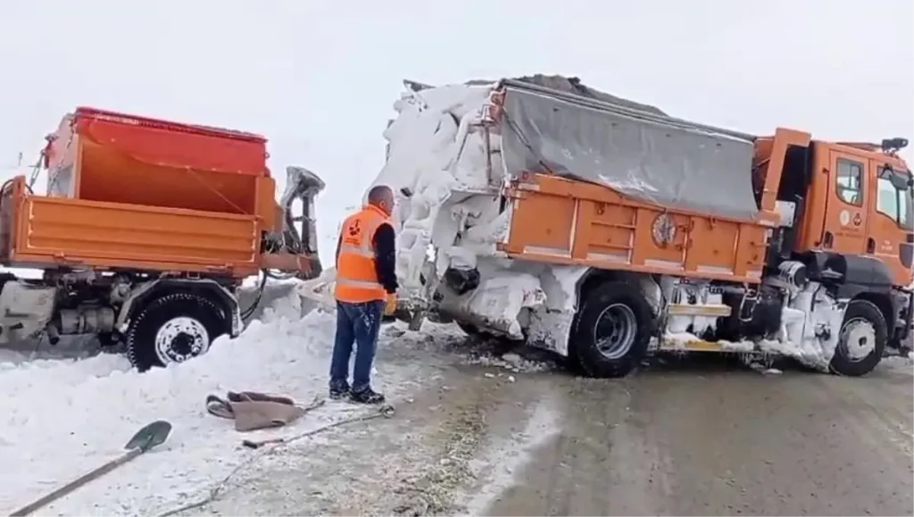 Erzurum’da Kar Yağışı Ulaşımı Zorlaştırıyor