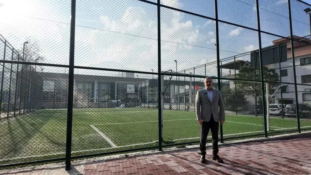 Pamukkale Belediyesi Mahalle Gençlerinin Kullandığı Halı Sahayı Ücretli Yaptı