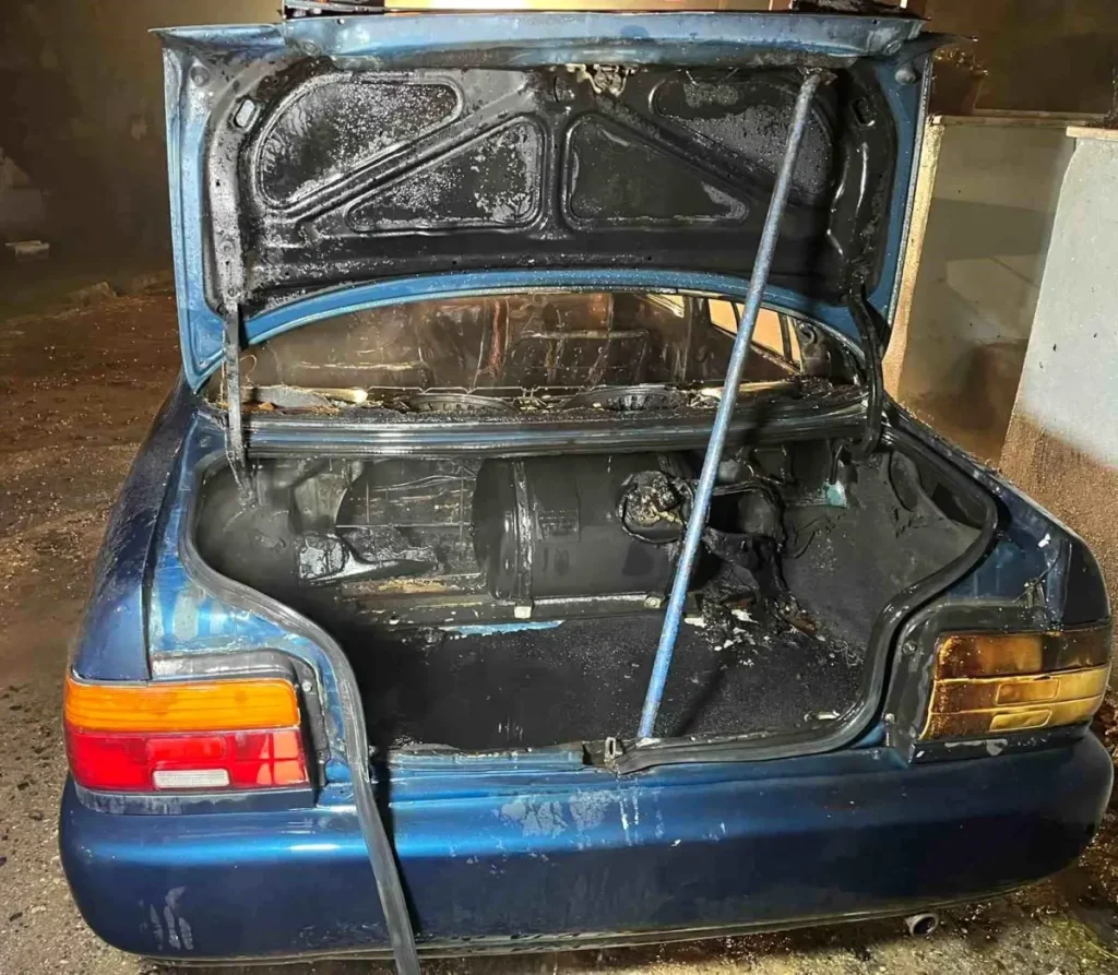 Kaynarca’da Park Halindeki Araçta Yangın