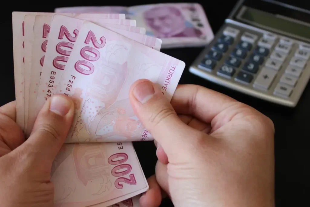 Pasaport, ehliyet ve kimlik kartına zam! İşte yeni ücretler