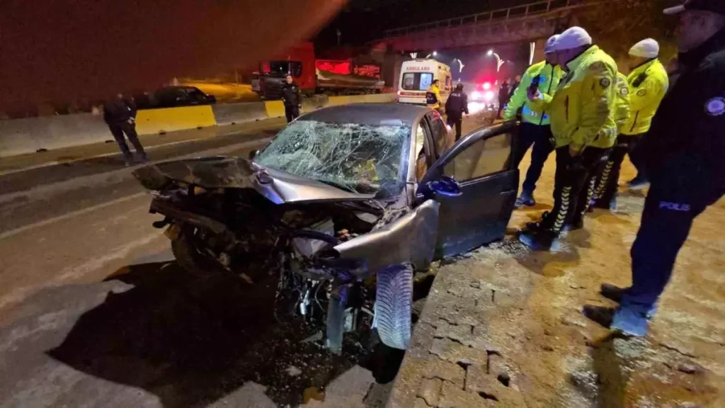 Alkollü Sürücü Kaçarken Kaza Yaptı, Polis Tarafından Yakalandı!