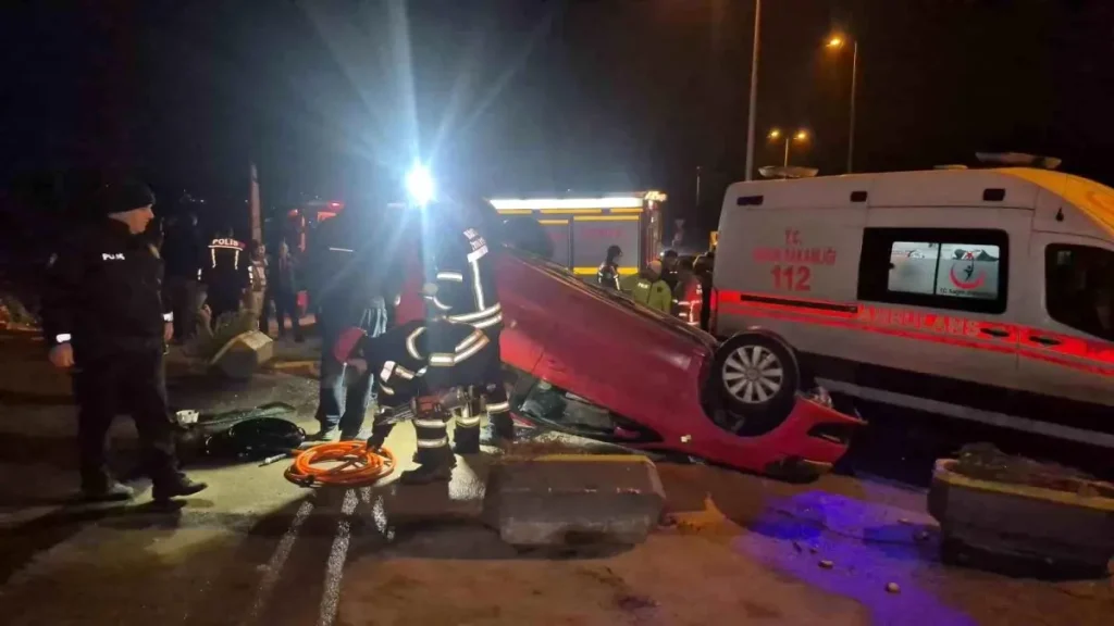 Bartın’da Takla Atan Araçta 3 Yaralı