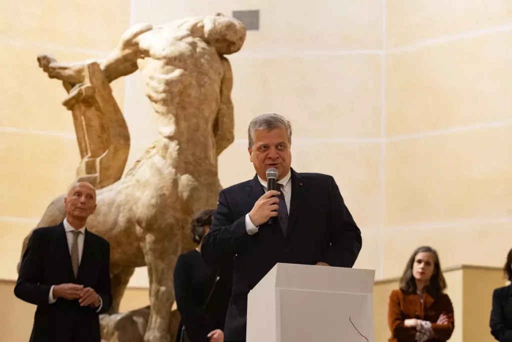 Polonya’nın Paris Büyükelçisi Jan Emeryk Rosciszewski Sahte Diploma Skandalı Nedeniyle Görevden Alındı