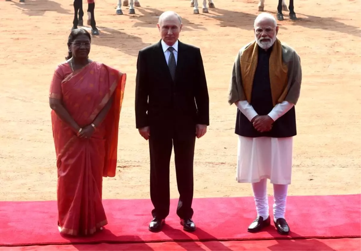 Putin: Rusya ve Hindistan BRICS İçin El Ele