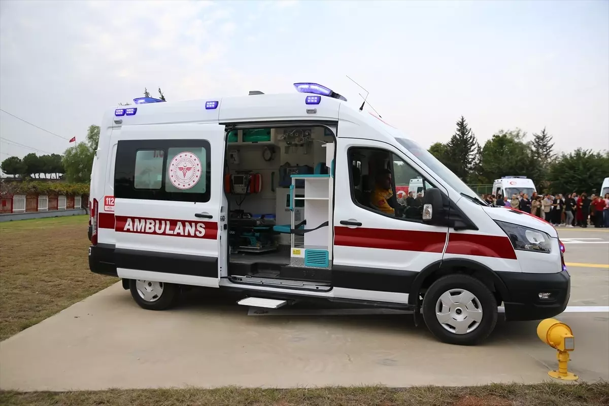 Sağlık Bakanlığınca Adana’ya gönderilen 15 ambulans hizmete alındı