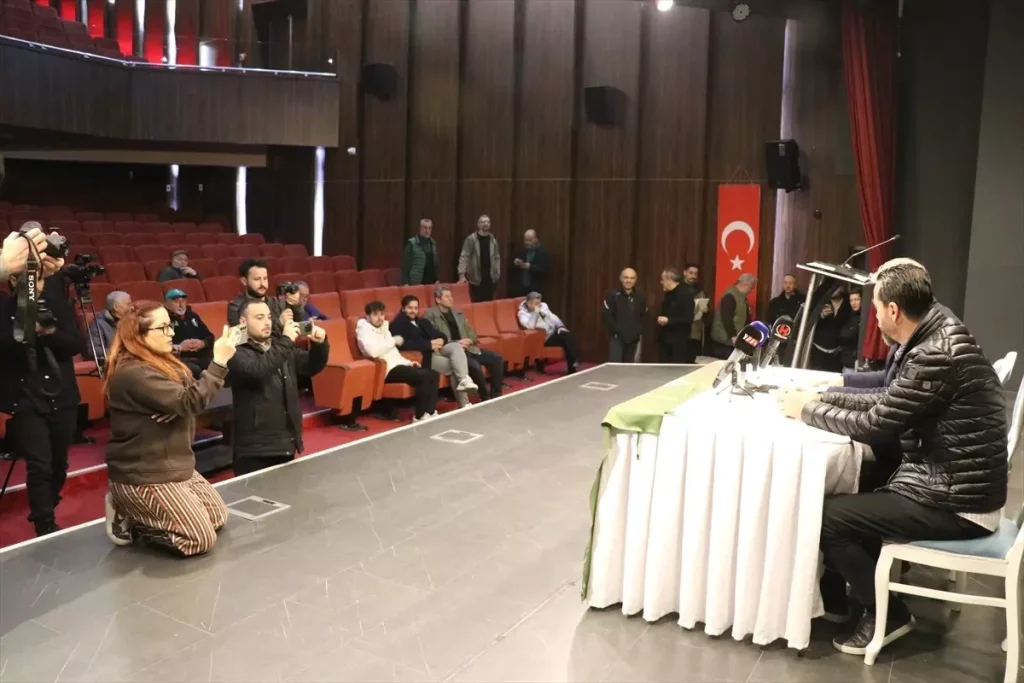 Sakaryaspor’un Genel Kurulu Ertelendi